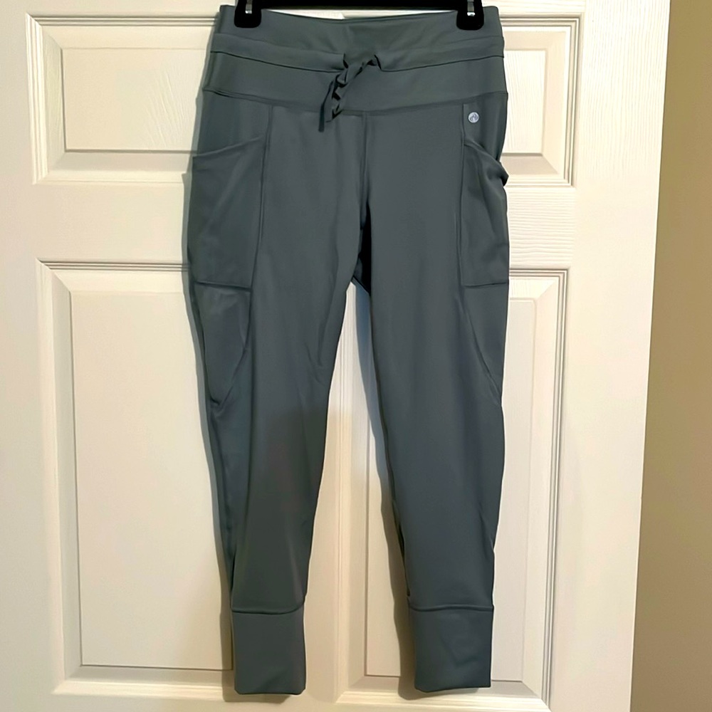 Apana yoga pants M, EUC